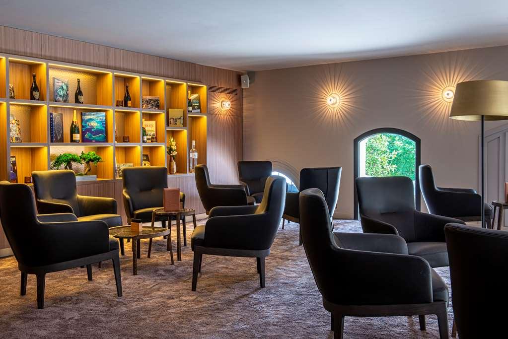 Radisson Blu Hotel. Centre